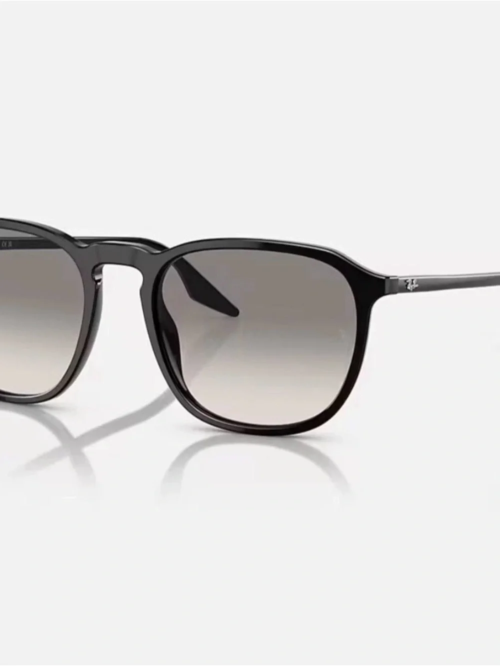 Ray-Ban Gradient Brown RB2203 lenses